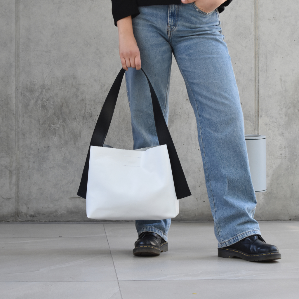 Cartera María Black & White